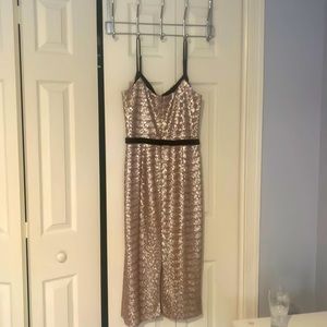 Perfect wedding guest dress! I wore it as Mother of the Groom dress ❤️